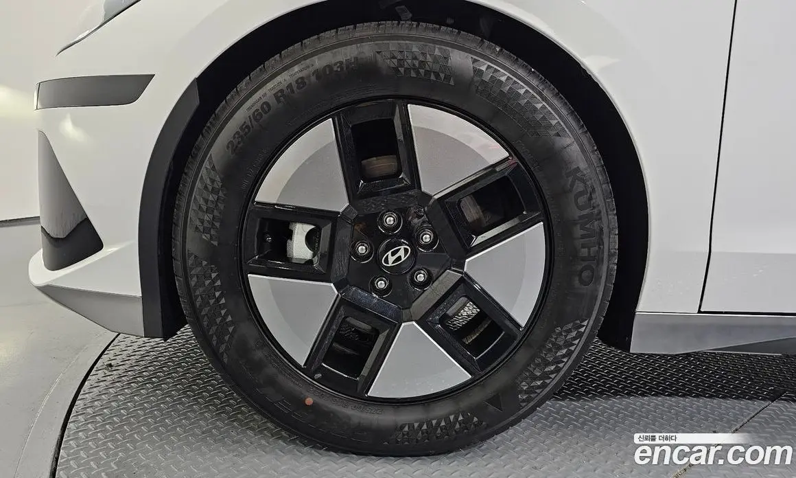 Hyundai Ioniq 6 2025 0.1 автомат (гидро), фото 5 Hyundai Ioniq 6 2025 0.1 автомат (гидро), фото 5