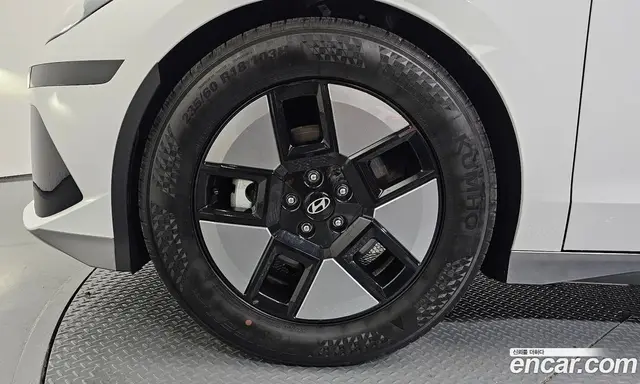 Hyundai Ioniq 6 2025 0.1 автомат (гидро), миниатюра 5 Hyundai Ioniq 6 2025 0.1 автомат (гидро), миниатюра 5