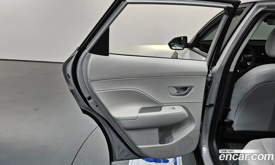 Hyundai Kona 2025 1.6 автомат (гидро), фото 15 Hyundai Kona 2025 1.6 автомат (гидро), фото 15