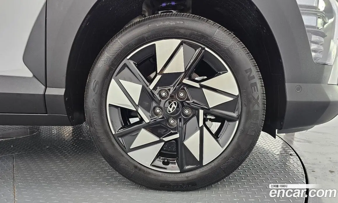 Hyundai Kona 2025 1.6 автомат (гидро), фото 7 Hyundai Kona 2025 1.6 автомат (гидро), фото 7
