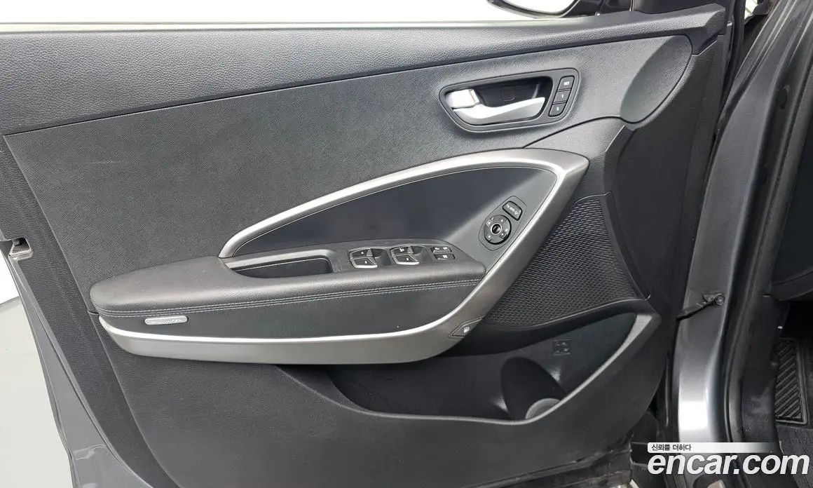 Hyundai Santa Fe 2014 2.0 автомат (гидро), фото 14 Hyundai Santa Fe 2014 2.0 автомат (гидро), фото 14