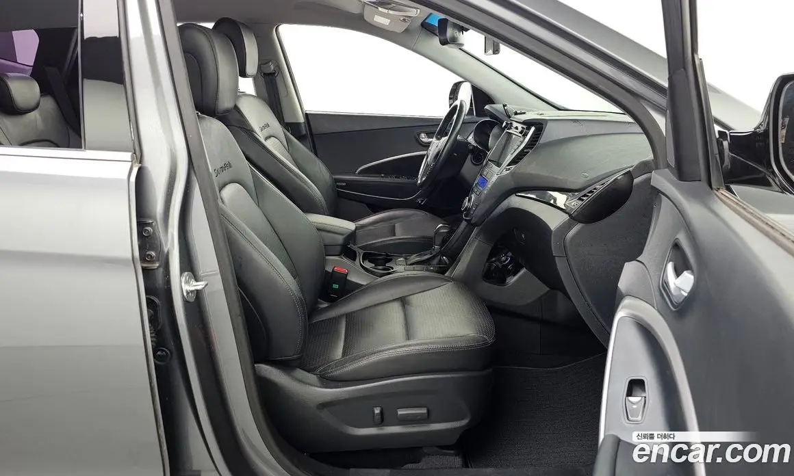 Hyundai Santa Fe 2014 2.0 автомат (гидро), фото 17 Hyundai Santa Fe 2014 2.0 автомат (гидро), фото 17