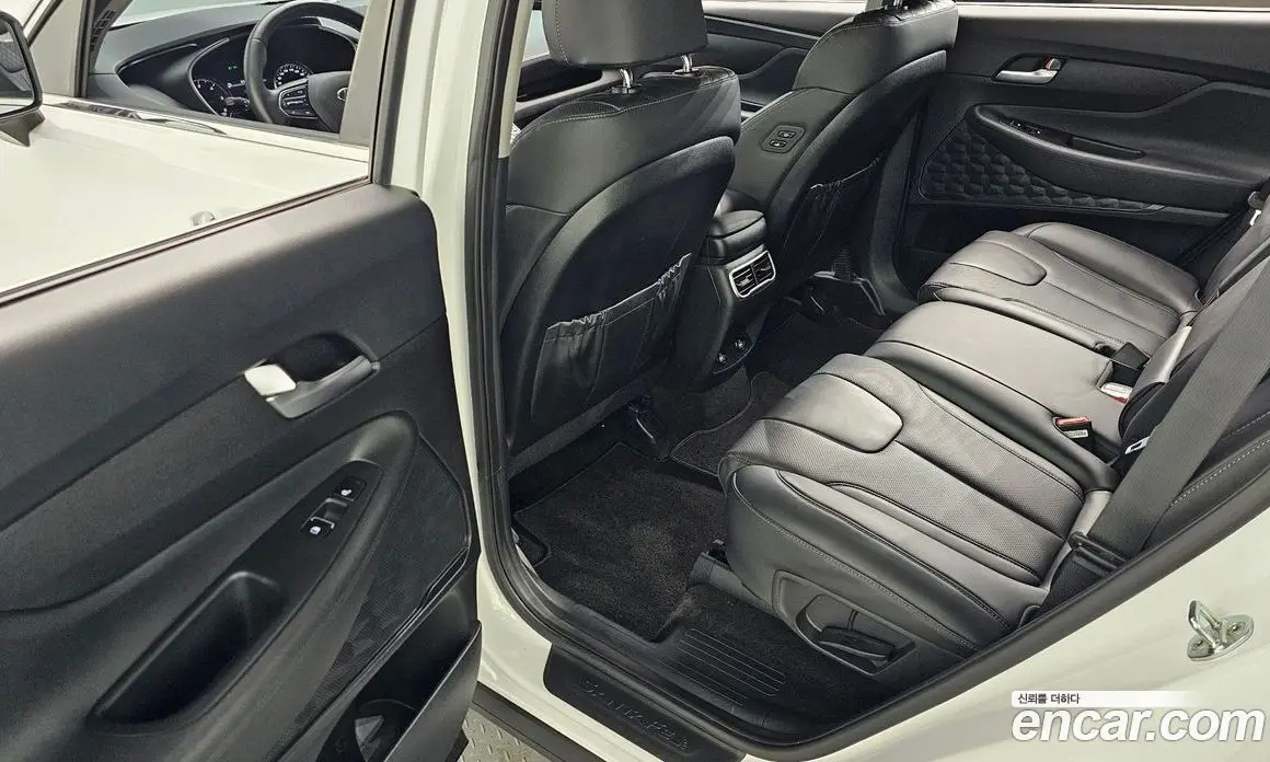 Hyundai Santa Fe 2021 2.2 автомат (гидро), фото 12 Hyundai Santa Fe 2021 2.2 автомат (гидро), фото 12