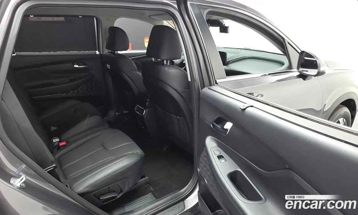 Hyundai Santa Fe 2022 2.2 автомат (гидро), фото 17
