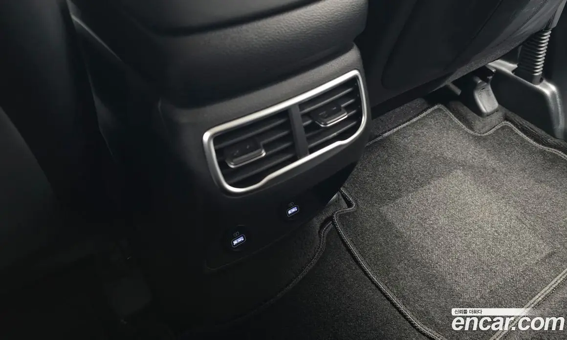 Hyundai Santa Fe 2022 2.2 автомат (гидро), фото 29