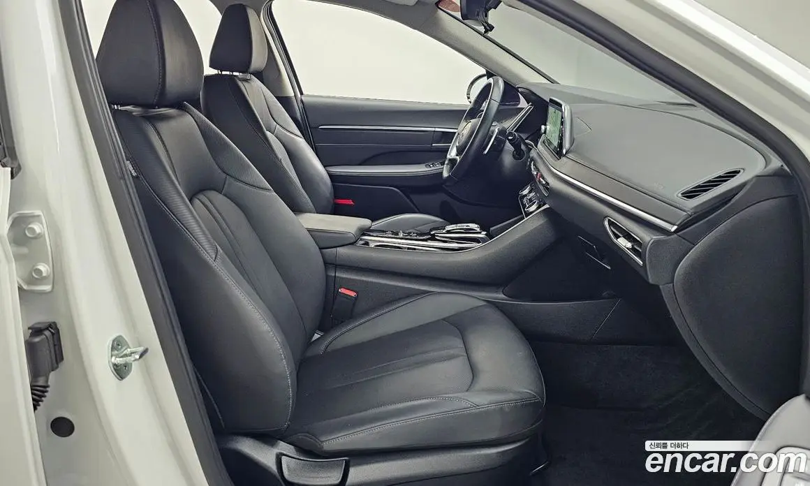 Hyundai Sonata 2022 2.0 автомат (гидро), фото 17 Hyundai Sonata 2022 2.0 автомат (гидро), фото 17