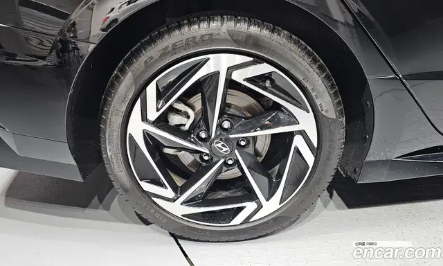 Hyundai Sonata 2023 1.6 автомат (гидро), миниатюра 5 Hyundai Sonata 2023 1.6 автомат (гидро), миниатюра 5