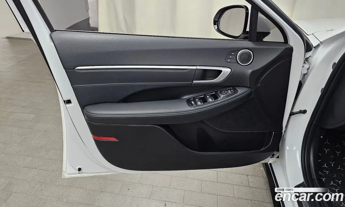Hyundai Sonata 2025 2.0 автомат (гидро), фото 14