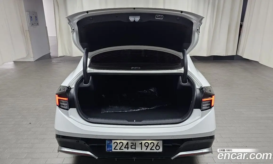 Hyundai Sonata 2025 2.0 автомат (гидро), фото 23