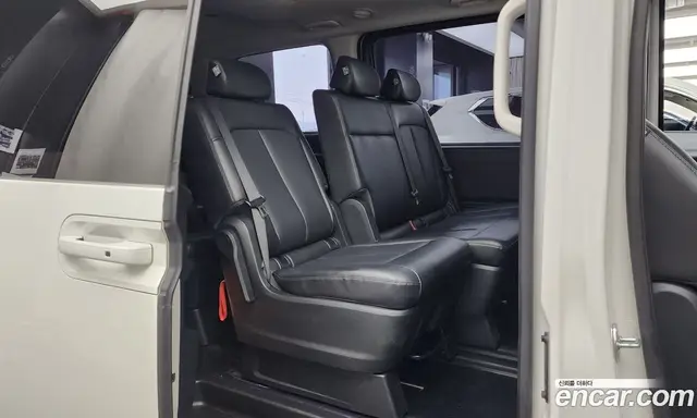 Hyundai Staria 2022 2.2 автомат (гидро), миниатюра 12