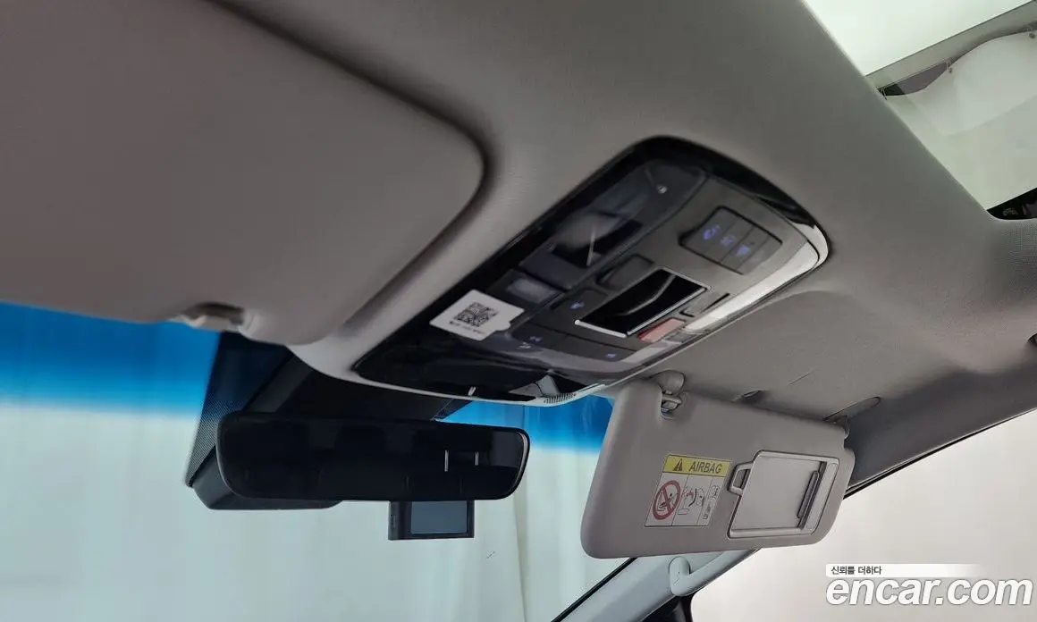 Hyundai Staria 2022 2.2 автомат (гидро), фото 17