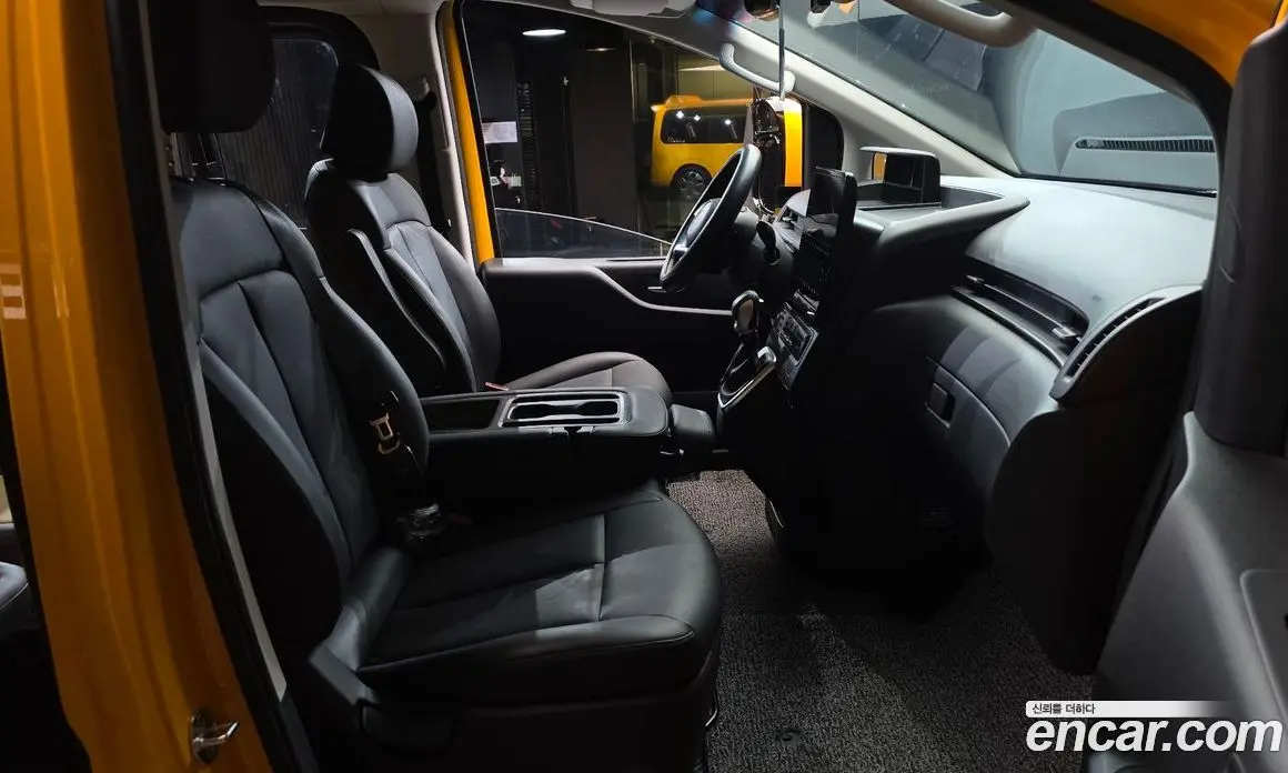 Hyundai Staria 2024 3.5 автомат (гидро), фото 16 Hyundai Staria 2024 3.5 автомат (гидро), фото 16