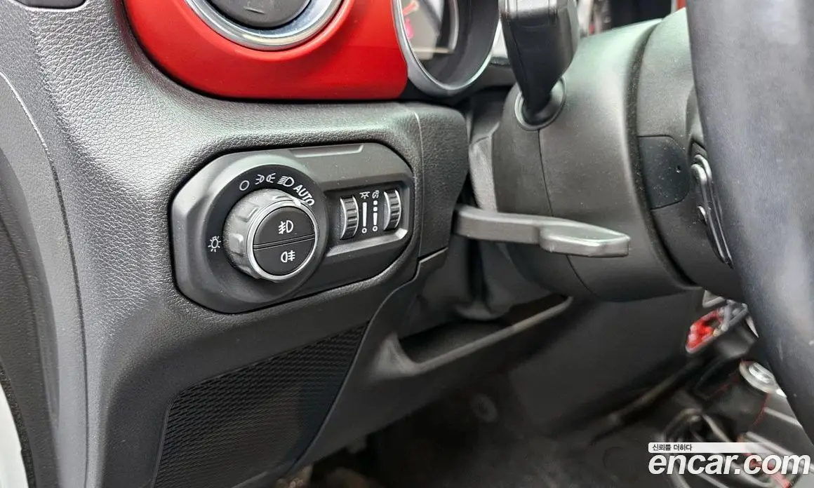 Jeep Wrangler 2021 2.0 автомат (гидро), фото 14