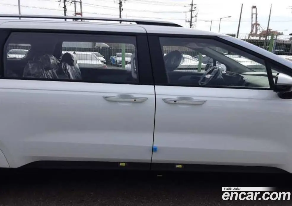 Kia Carnival 2026 1.6 автомат (гидро), фото 11