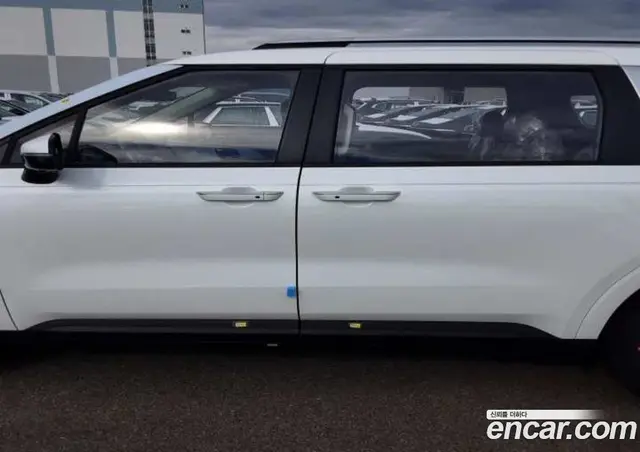 Kia Carnival 2026 1.6 автомат (гидро), миниатюра 5