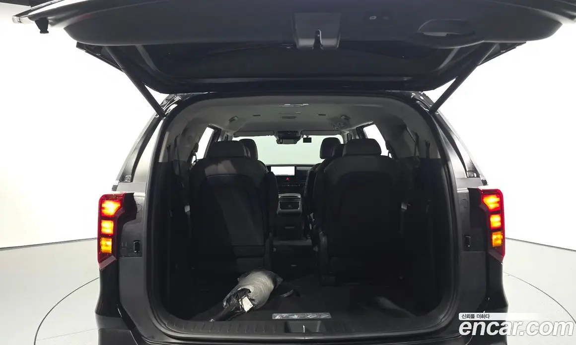 Kia Carnival 2026 3.5 автомат (гидро), фото 26 Kia Carnival 2026 3.5 автомат (гидро), фото 26