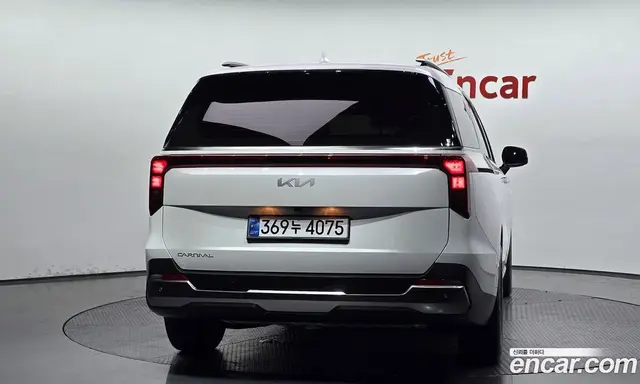 Kia Carnival 2026 3.5 автомат (гидро), миниатюра 4 Kia Carnival 2026 3.5 автомат (гидро), миниатюра 4