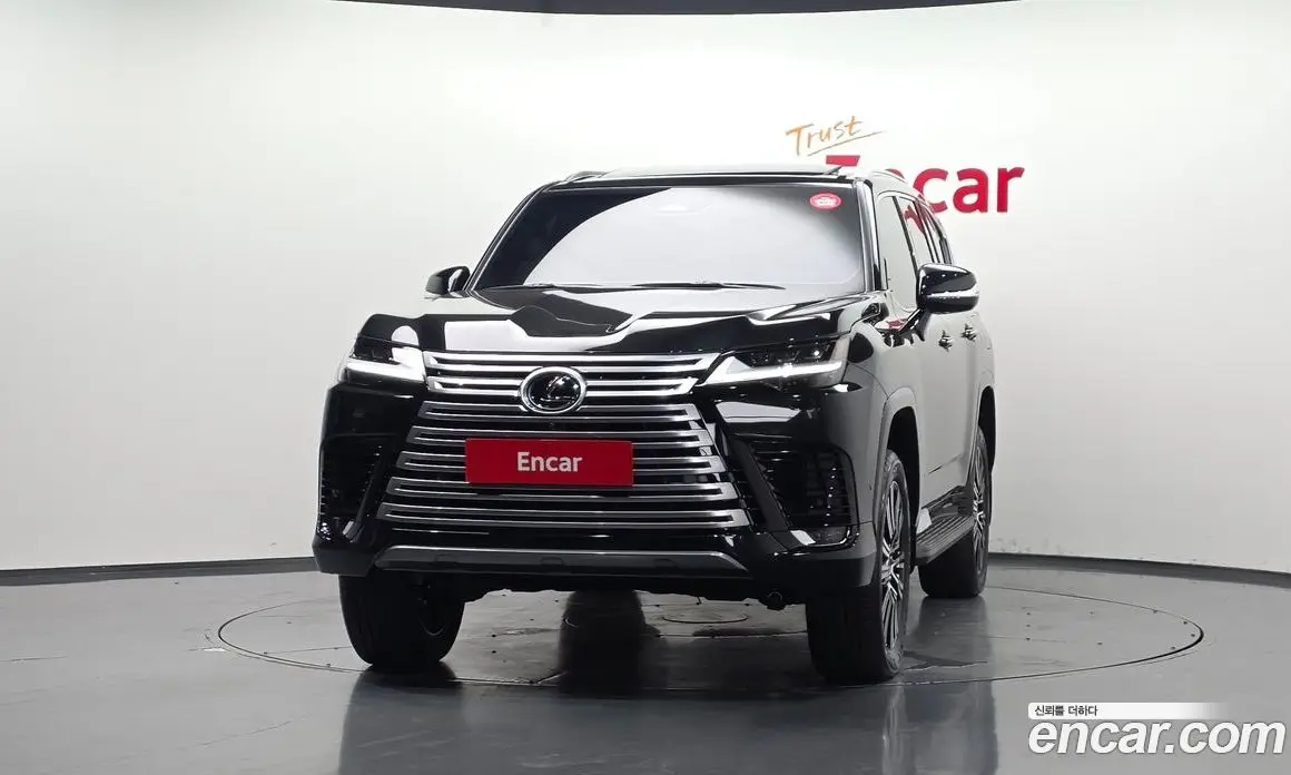 Lexus LX 2026 3.4 автомат (гидро), фото 3 Lexus LX 2026 3.4 автомат (гидро), фото 3