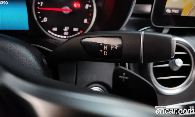 Mercedes-Benz C-Class 2019 1.9 автомат (гидро), миниатюра 12