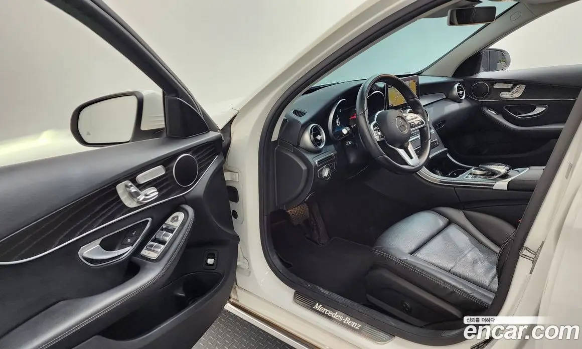 Mercedes-Benz C-Class 2019 1.9 автомат (гидро), фото 13 Mercedes-Benz C-Class 2019 1.9 автомат (гидро), фото 13