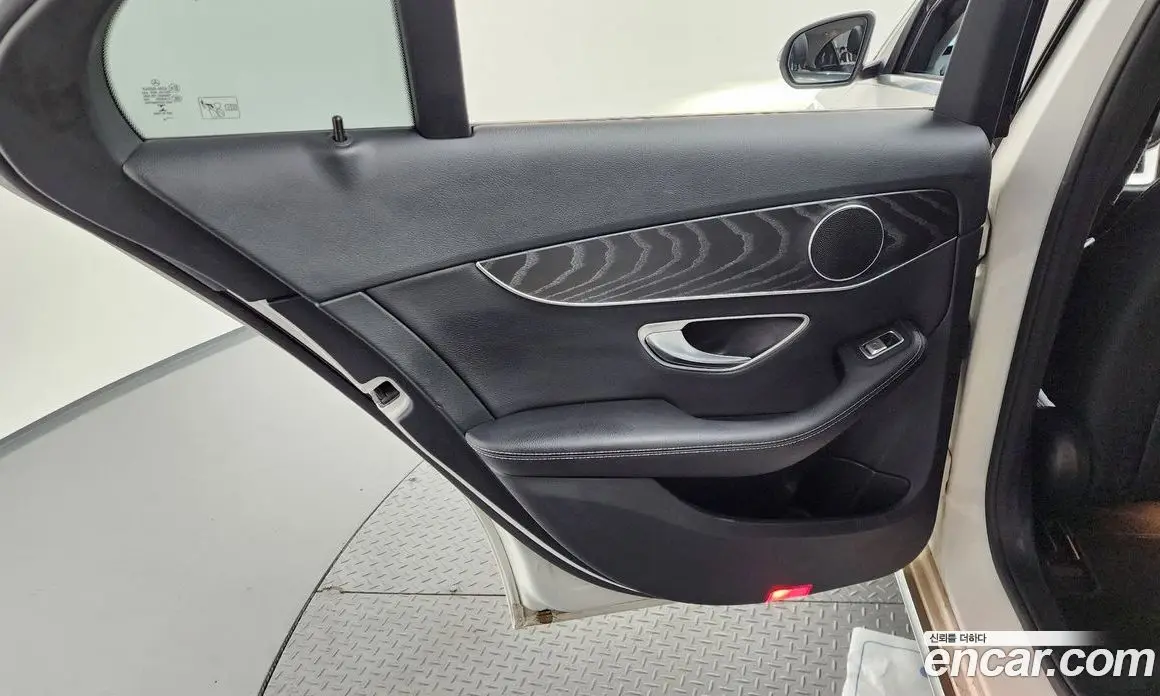 Mercedes-Benz C-Class 2019 1.9 автомат (гидро), фото 15 Mercedes-Benz C-Class 2019 1.9 автомат (гидро), фото 15