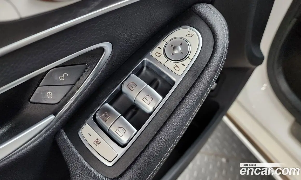 Mercedes-Benz C-Class 2019 1.9 автомат (гидро), фото 28 Mercedes-Benz C-Class 2019 1.9 автомат (гидро), фото 28