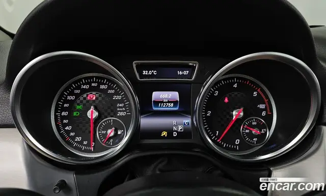 Mercedes-Benz GLE-Class 2018 3.0 автомат (гидро), миниатюра 8
