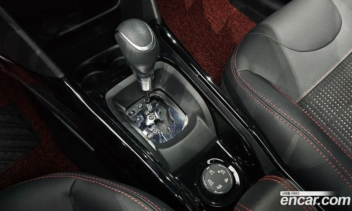 Peugeot 2008 2019 1.5 автомат (гидро), фото 12 Peugeot 2008 2019 1.5 автомат (гидро), фото 12