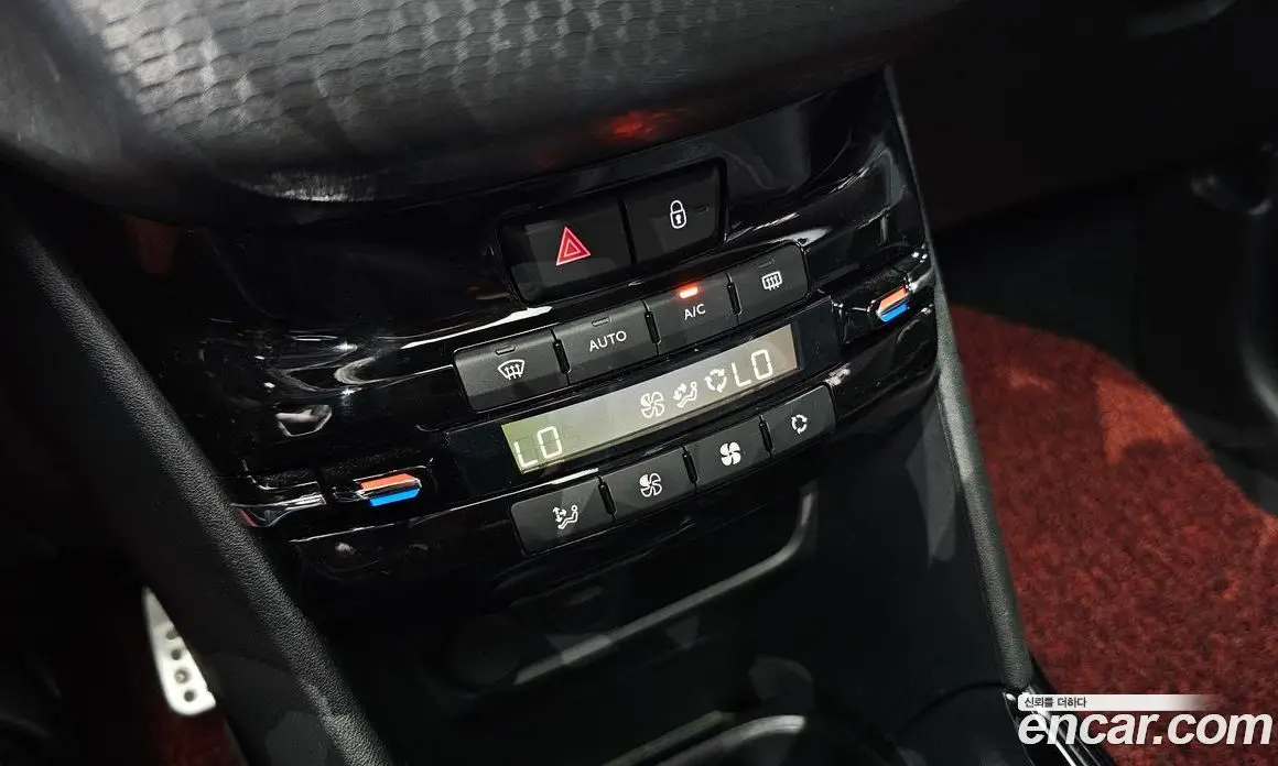 Peugeot 2008 2019 1.5 автомат (гидро), фото 29 Peugeot 2008 2019 1.5 автомат (гидро), фото 29