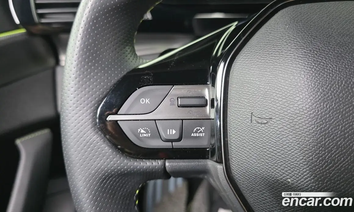 Peugeot 308 2023 1.5 автомат (гидро), фото 21