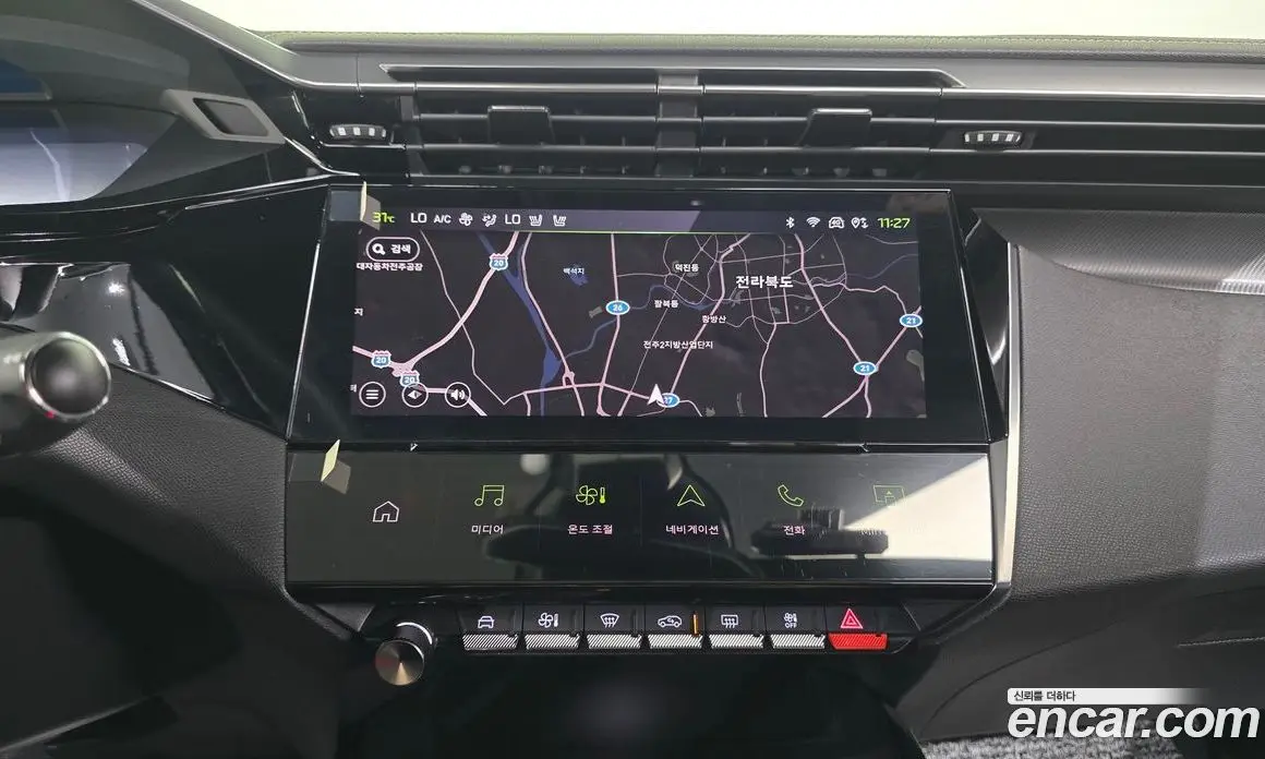 Peugeot 308 2023 1.5 автомат (гидро), фото 23