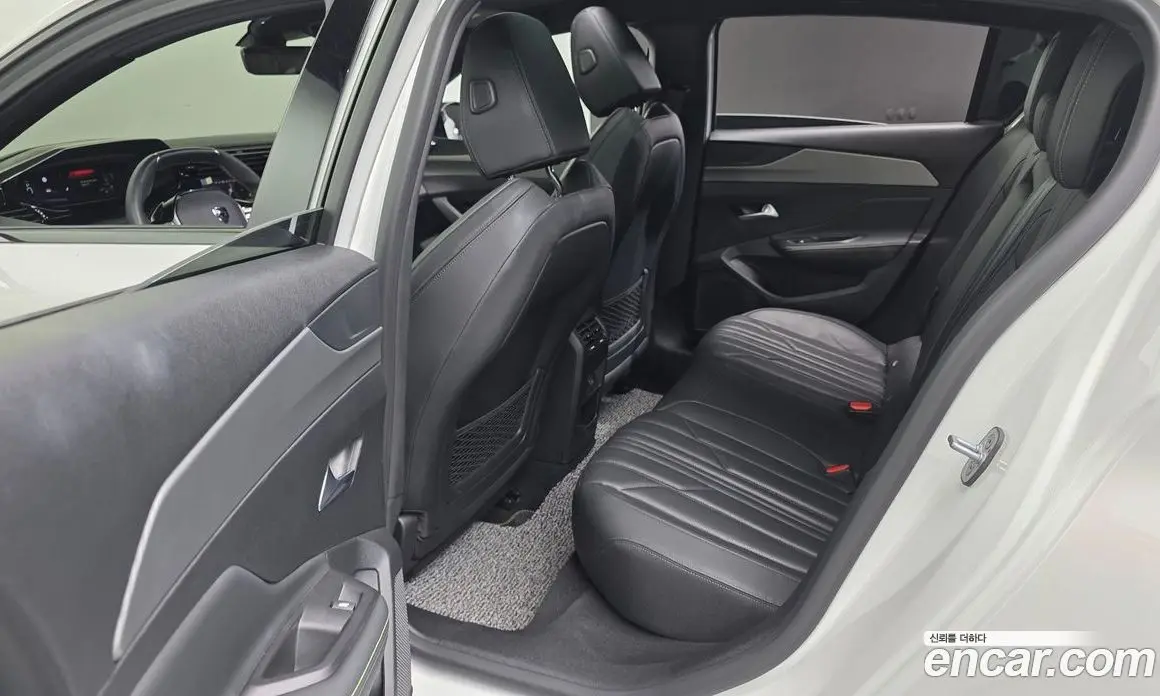 Peugeot 308 2023 1.5 автомат (гидро), фото 30
