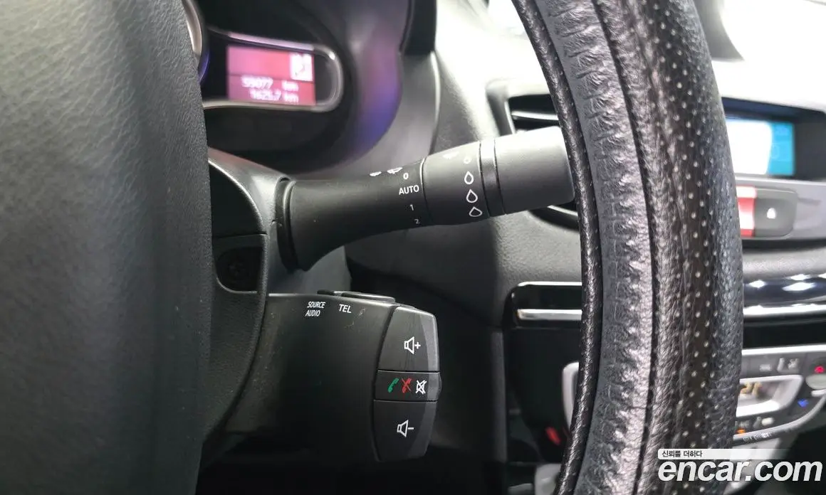 Renault (Samsung) SM3 2016 1.6 автомат (гидро), фото 23 Renault (Samsung) SM3 2016 1.6 автомат (гидро), фото 23