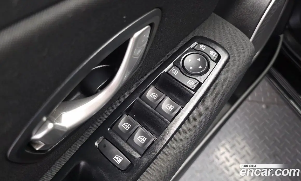 Renault (Samsung) SM3 2016 1.6 автомат (гидро), фото 28 Renault (Samsung) SM3 2016 1.6 автомат (гидро), фото 28