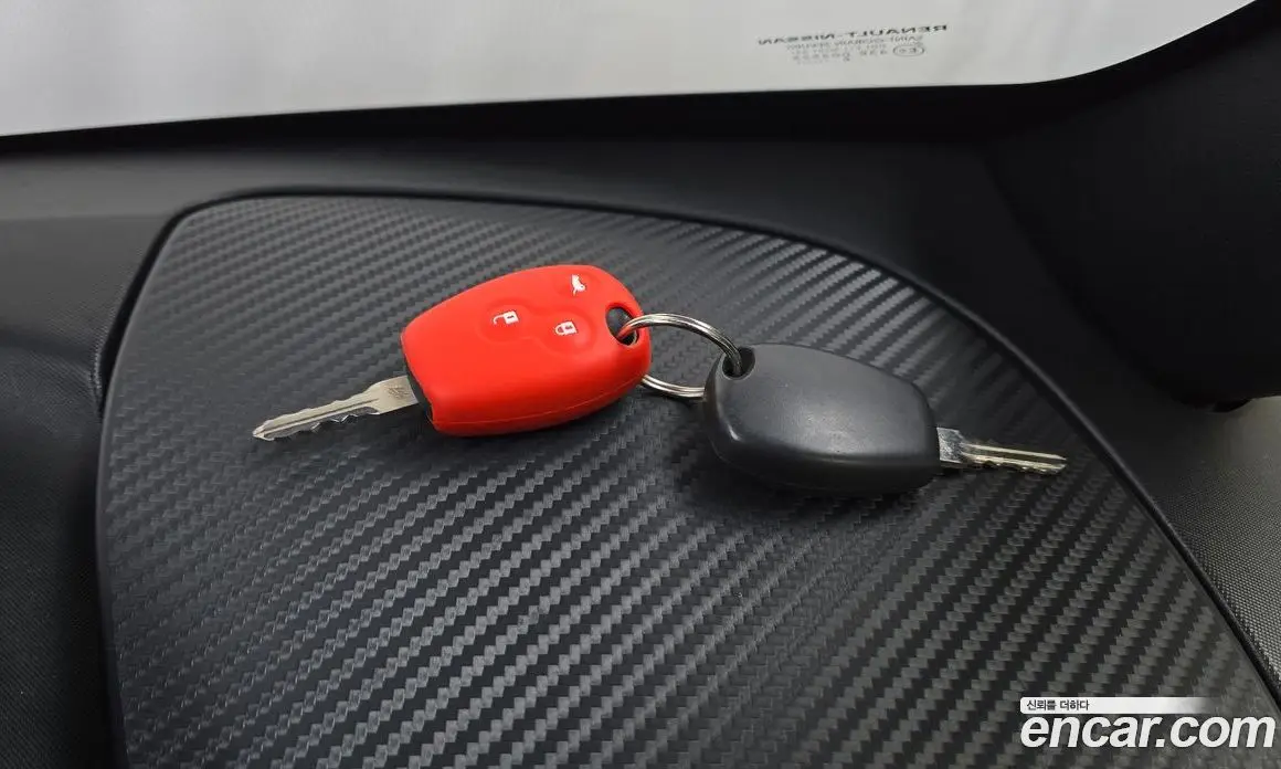 Renault (Samsung) Twizy 2019 0.1 автомат (гидро), фото 19 Renault (Samsung) Twizy 2019 0.1 автомат (гидро), фото 19