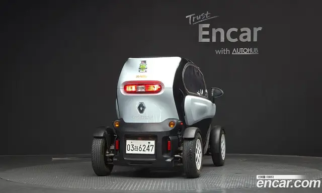 Renault (Samsung) Twizy 2019 0.1 автомат (гидро), миниатюра 4 Renault (Samsung) Twizy 2019 0.1 автомат (гидро), миниатюра 4