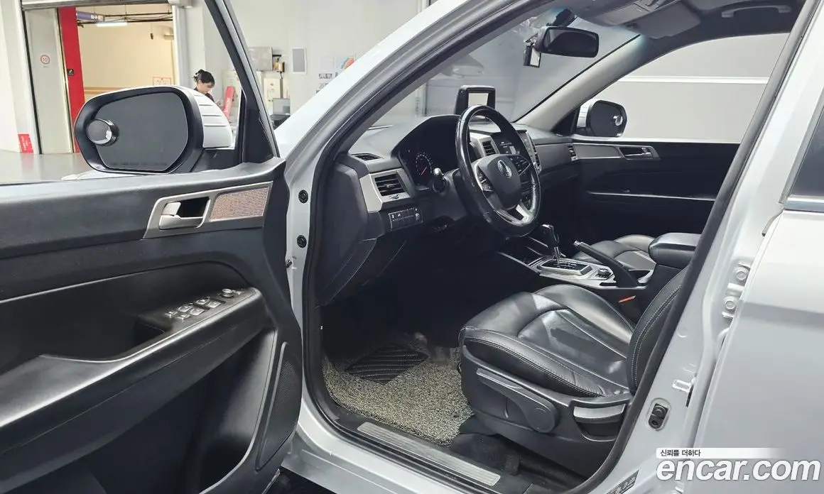 SsangYong Rexton 2018 2.2 автомат (гидро), фото 10 SsangYong Rexton 2018 2.2 автомат (гидро), фото 10