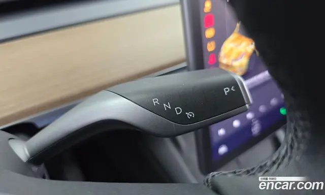 Tesla Model Y 2024 0.2 автомат (гидро), миниатюра 12