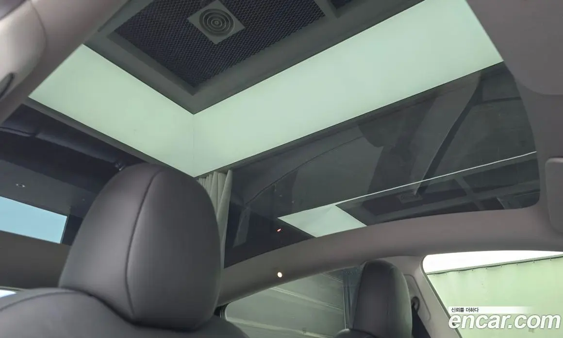 Tesla Model Y 2024 0.2 автомат (гидро), фото 23 Tesla Model Y 2024 0.2 автомат (гидро), фото 23
