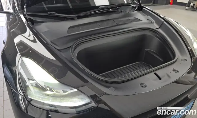 Tesla Model Y 2024 0.2 автомат (гидро), миниатюра 6 Tesla Model Y 2024 0.2 автомат (гидро), миниатюра 6