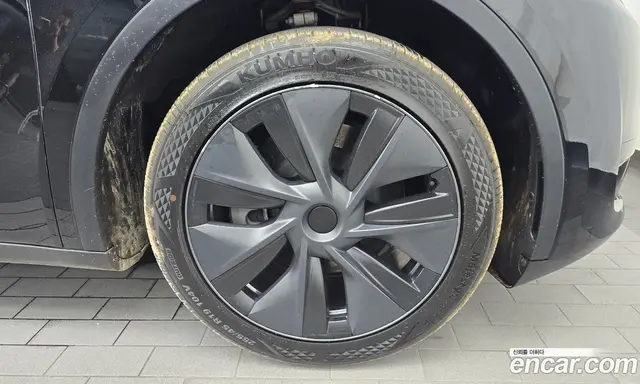 Tesla Model Y 2024 0.2 автомат (гидро), миниатюра 7 Tesla Model Y 2024 0.2 автомат (гидро), миниатюра 7