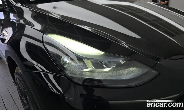 Tesla Model Y 2024 0.2 автомат (гидро), миниатюра 8 Tesla Model Y 2024 0.2 автомат (гидро), миниатюра 8