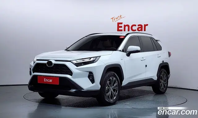 Toyota RAV4 2025 2.5 автомат (гидро), миниатюра 1 Toyota RAV4 2025 2.5 автомат (гидро), миниатюра 1