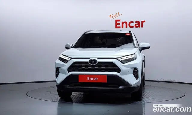 Toyota RAV4 2025 2.5 автомат (гидро), миниатюра 3 Toyota RAV4 2025 2.5 автомат (гидро), миниатюра 3
