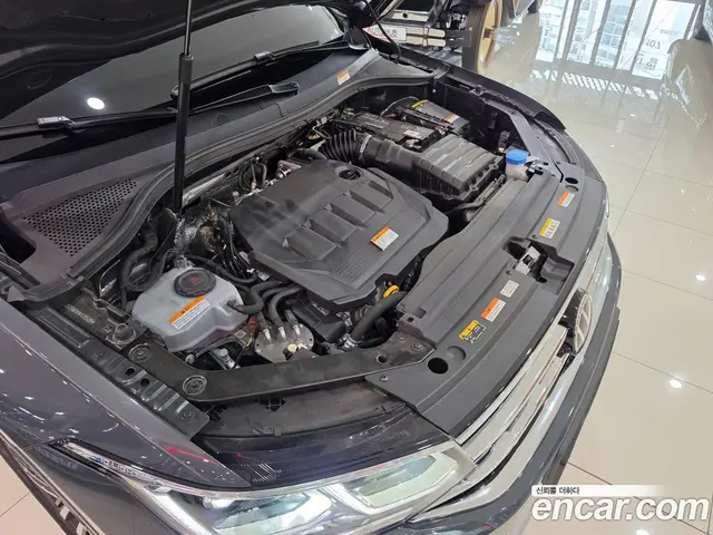 Volkswagen Tiguan 2022 2.0 автомат (гидро), миниатюра 6