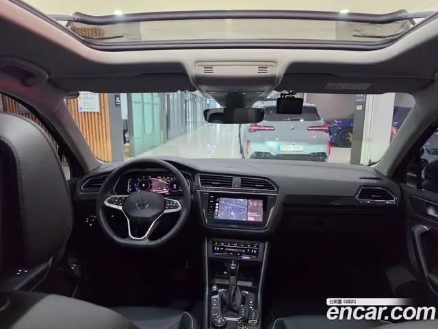 Volkswagen Tiguan 2022 2.0 автомат (гидро), миниатюра 7