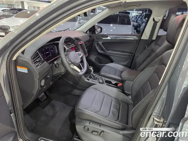 Volkswagen Tiguan 2022 2.0 автомат (гидро), миниатюра 10