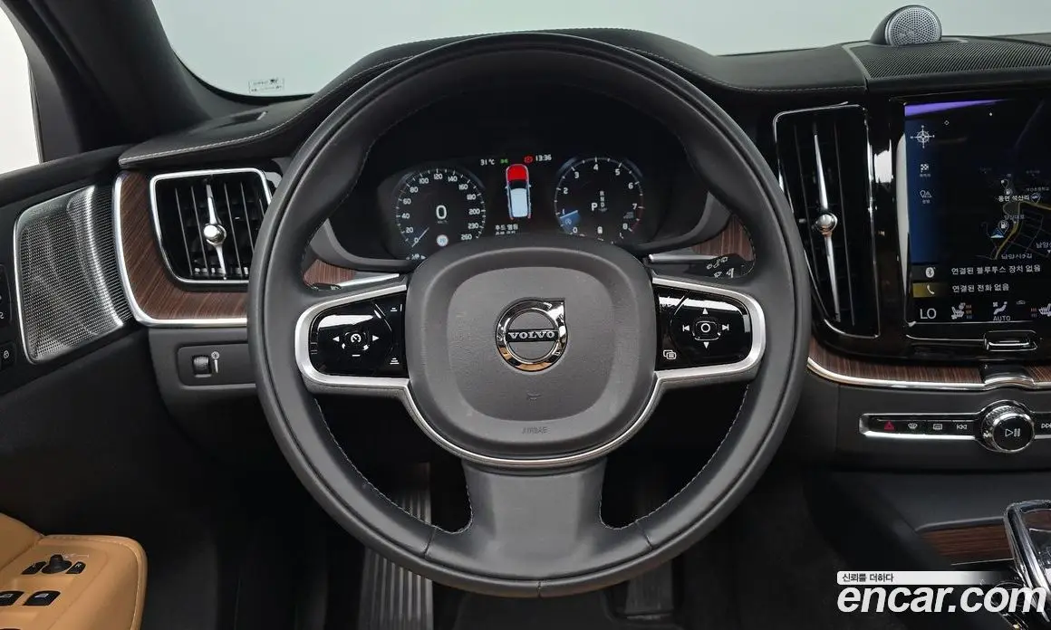 Volvo XC60 2021 2.0 автомат (гидро), фото 18 Volvo XC60 2021 2.0 автомат (гидро), фото 18