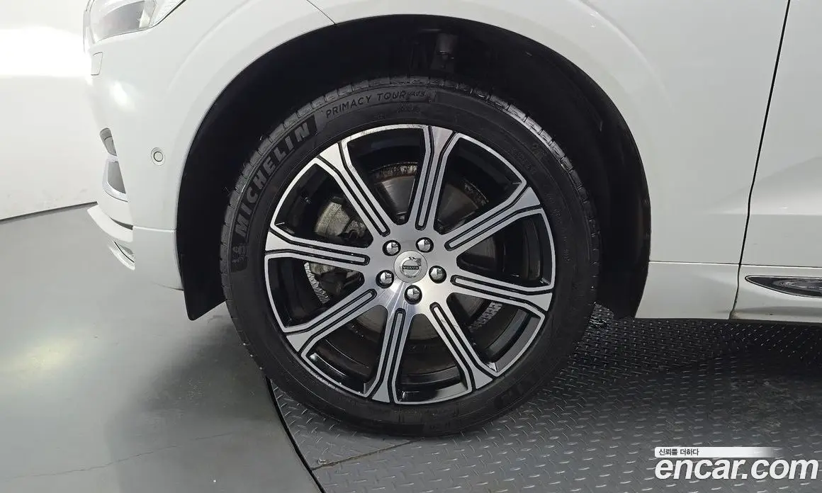 Volvo XC60 2021 2.0 автомат (гидро), фото 4 Volvo XC60 2021 2.0 автомат (гидро), фото 4