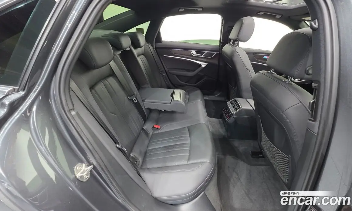 Audi A6 2019 2.0 автомат (гидро), фото 19